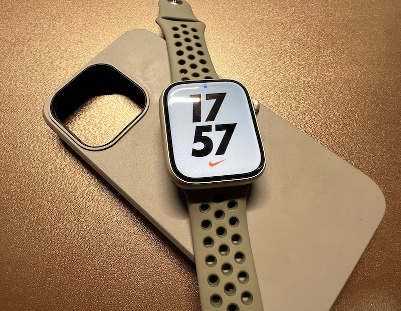 Apple Watch Nike Series 7 届いたので買ってたアクセサリーなど装着