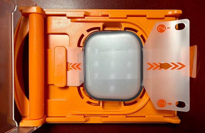 ガイドにフィルムをセット