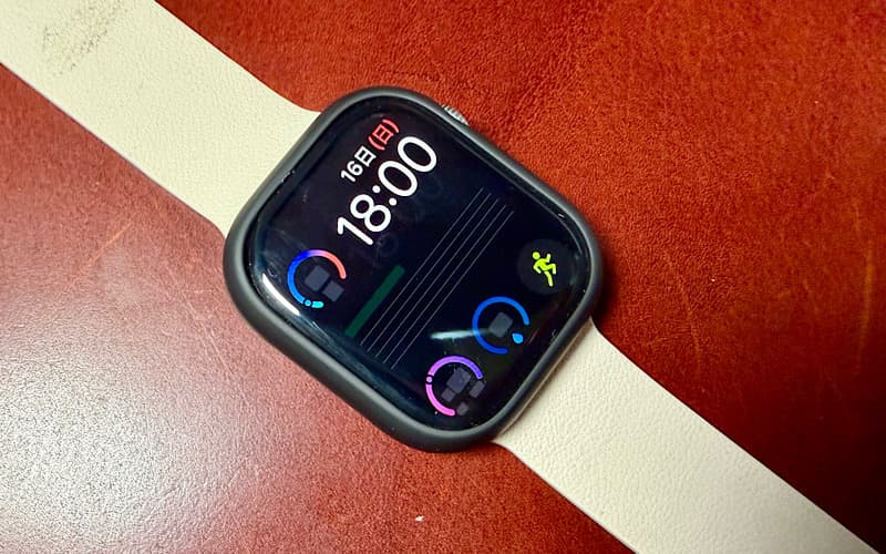 Apple Watchに保護フィルムを貼った後