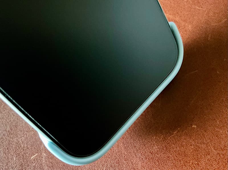 MOFT バイカラーケースをiPhone 17 Proに装着 