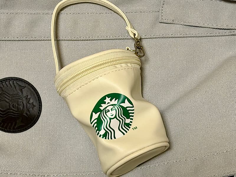 スターバックス福袋2026カップポーチ