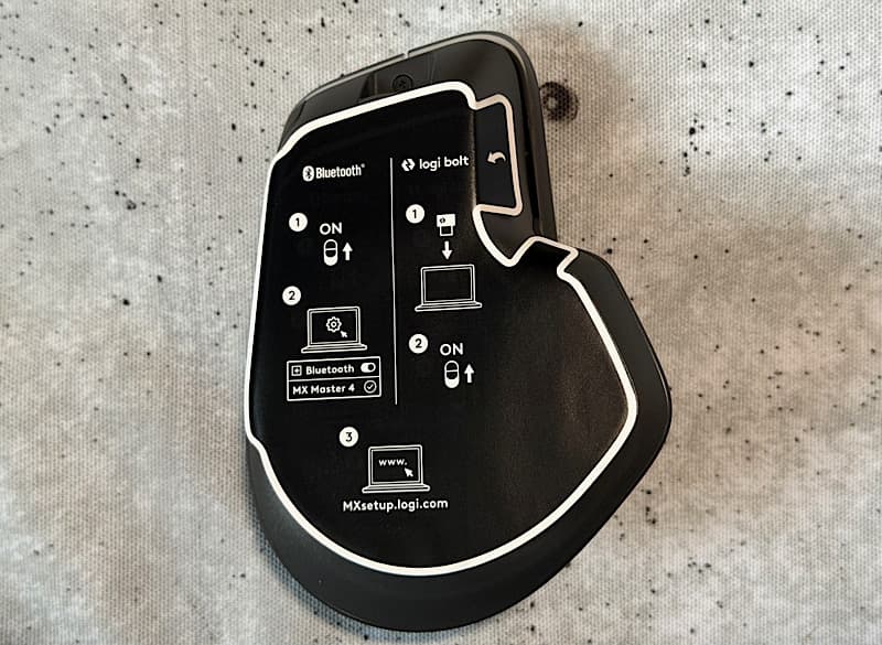 Logicool MX Master 4裏側