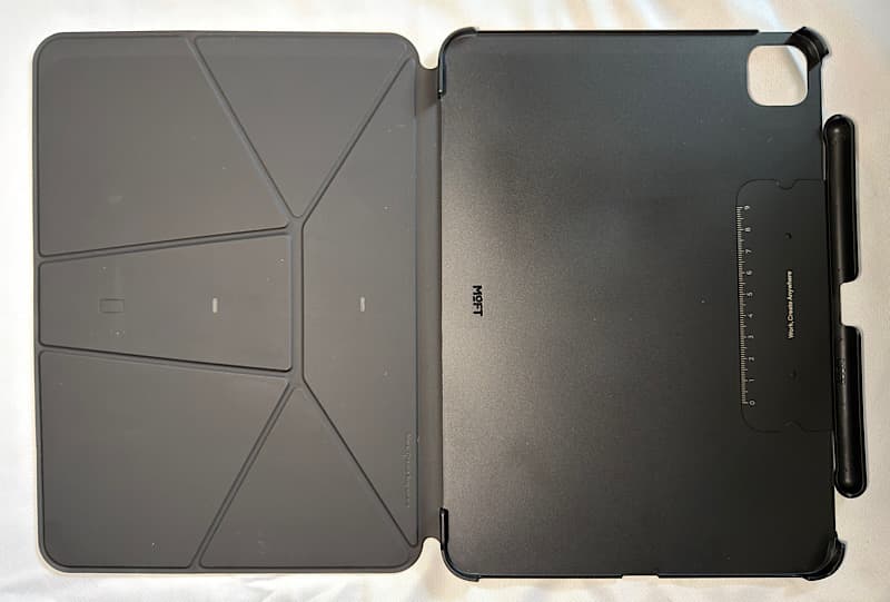 ダイナミックフォリオ&ケース(ミスティグレー × ジェットブラック)とペンスロット