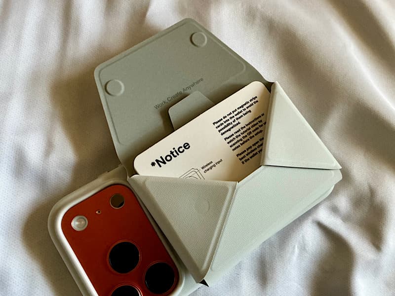 MOFT 多機能カードケース＆スタンド MagSafe・紛失防止機能搭載