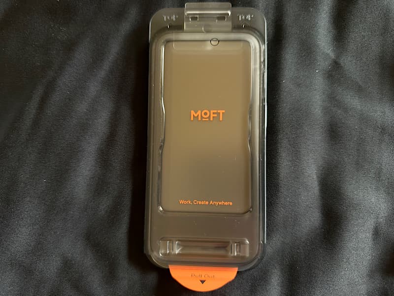MOFT フィルム貼りガイド