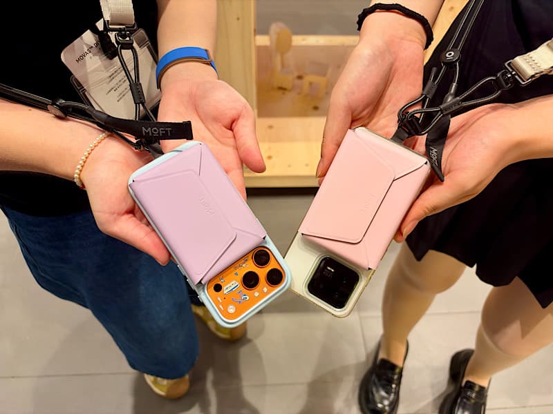 スタッフのスマホ